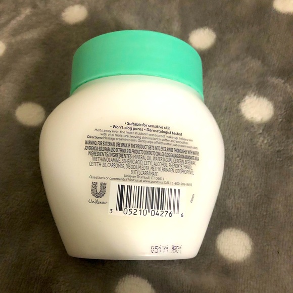 Fragrance-Free Cold Cream Cleanser - Picture 2 of 4